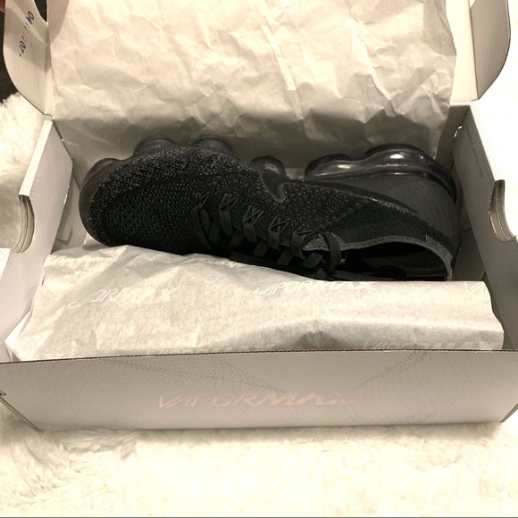 Nike Air Vapormax Flyknit - Picture 8 of 8